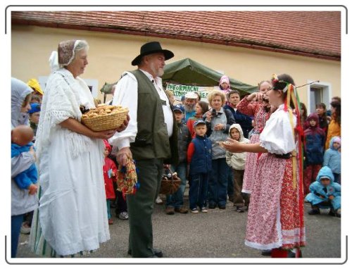 15. BIOJARMARK a DOŽÍNKOVÉ SLAVNOSTI