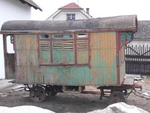 Výstava Zašlé časy života v maringotkách vás vrátí do minulosti