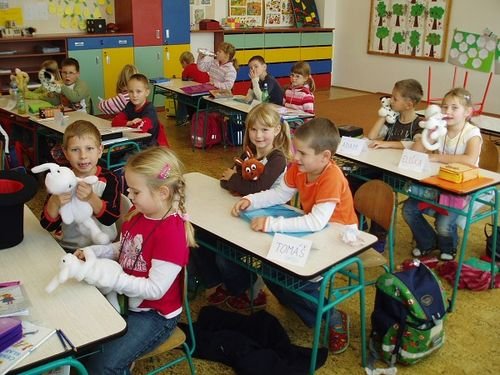 V září půjde do škol 115 652 prvňáčků