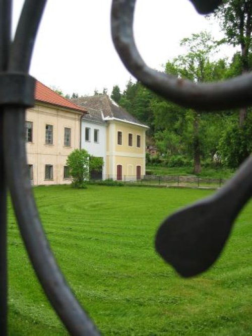 Venkovský zámeček v podhůří Šumavy