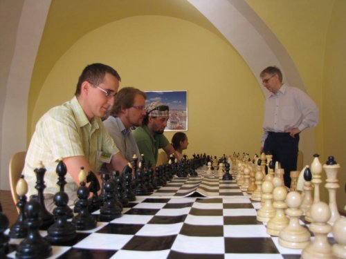 Výstava her hlavolamů v plném proudu