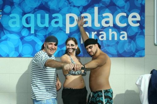 Aquapark v Čestlicích přepaden piráty