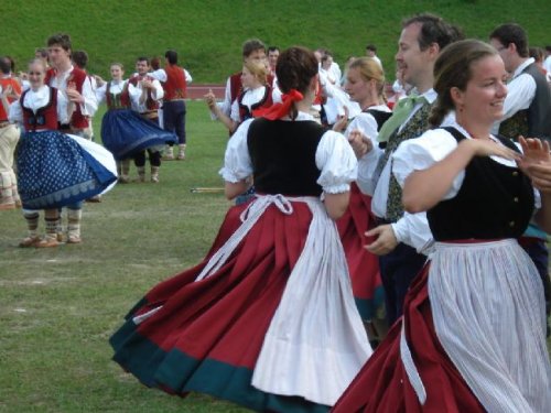 XV. Všesokolský slet s folklorem