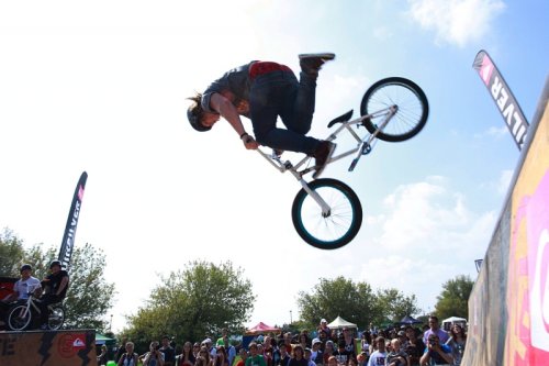 LADRONKAFEST 2012 uvede mistrovství v populárních značně neobvyklých sportech