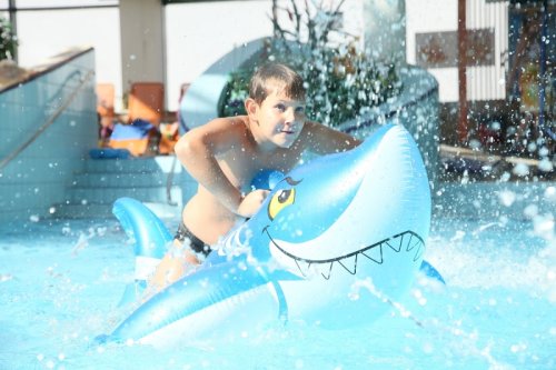 Za hezké vysvědčení získají děti vstupné do Aquapalace zdarma