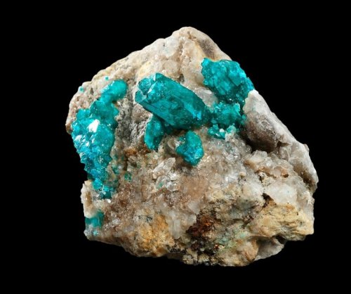 Vstupte do tajemného světa minerálů na unikátní výstavě Mineralia v centru Prahy