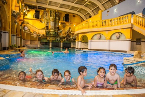 AQUAPARK BABYLON nabízí kvalitnější podmínky pro koupání a připravuje nový interiér ve stylu příběhů kapitána Nema